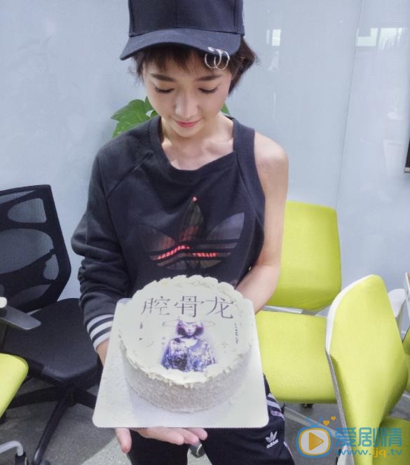 洪辰生活照 洪辰高清写真_洪辰高清剧照