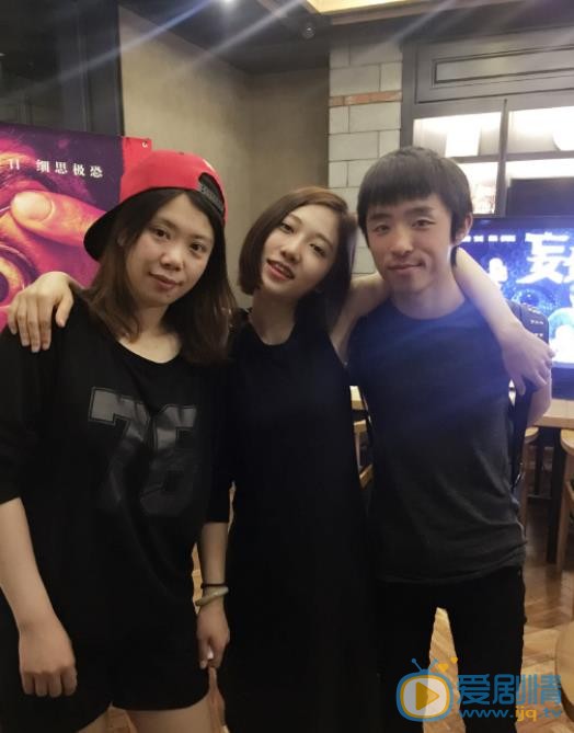 洪辰与他人合照 洪辰高清写真_洪辰高清剧照
