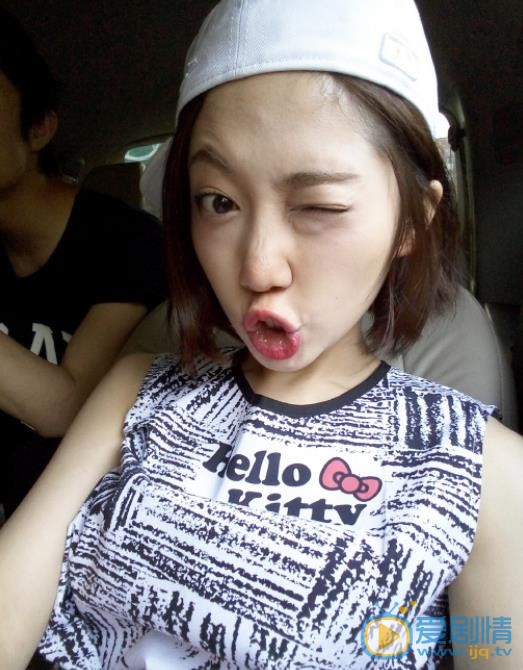 洪辰自拍照 洪辰高清写真_洪辰高清剧照