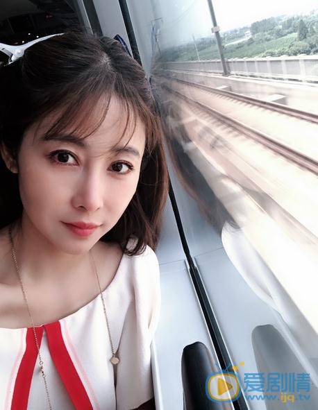 李芯逸生活照 李芯逸高清写真_李芯逸高清剧照