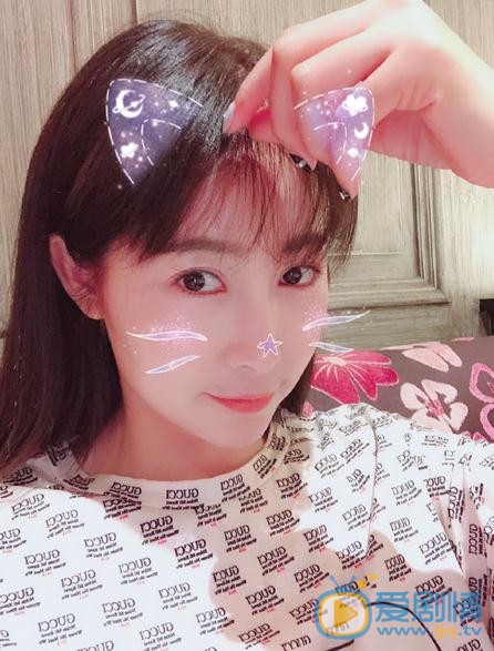 李芯逸生活照 李芯逸高清写真_李芯逸高清剧照