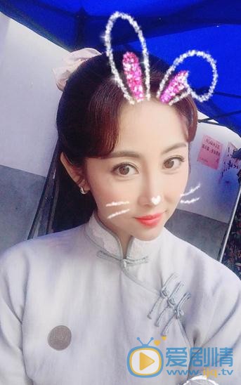 李芯逸片场照 李芯逸高清写真_李芯逸高清剧照