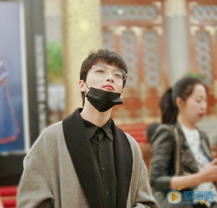 王嘉萌路透照 王嘉萌高清写真_王嘉萌高清剧照