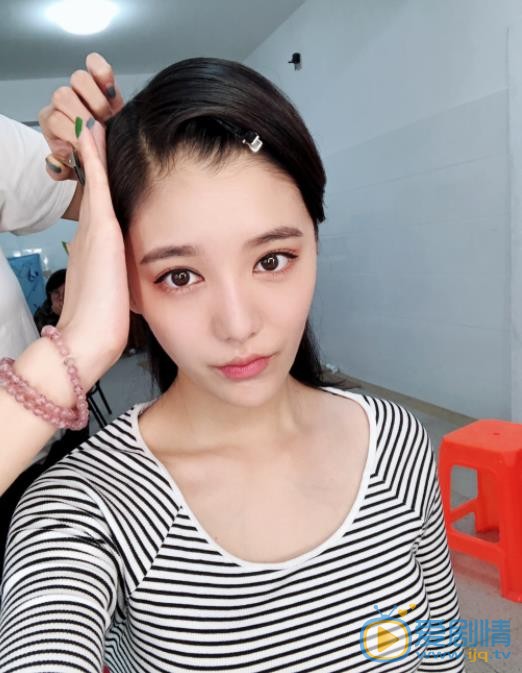 陆翊自拍照 陆翊高清写真_陆翊高清剧照