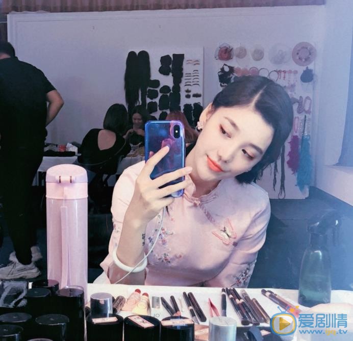 陆翊自拍照 陆翊高清写真_陆翊高清剧照