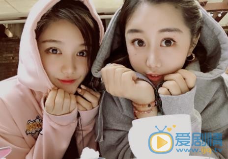 陆翊与他人合照 陆翊高清写真_陆翊高清剧照