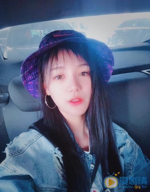 陆翊自拍照 陆翊高清写真_陆翊高清剧照