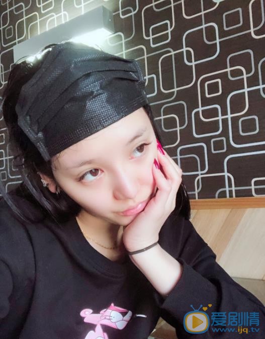 陆翊自拍照 陆翊高清写真_陆翊高清剧照