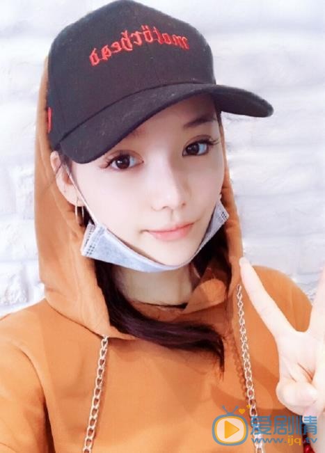 陆翊自拍照 陆翊高清写真_陆翊高清剧照