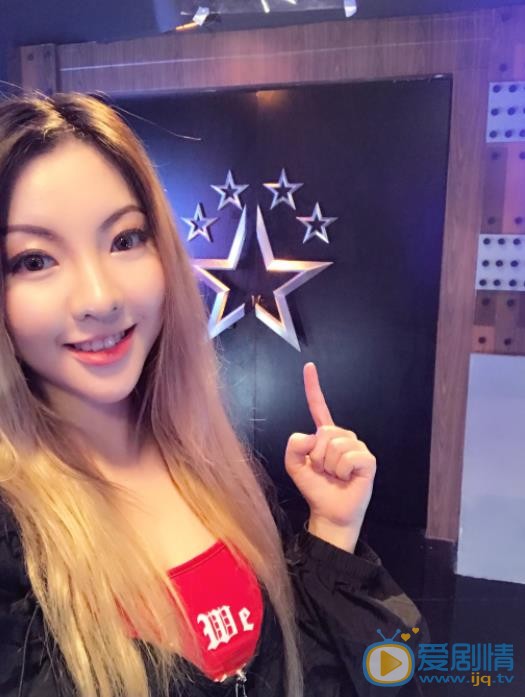 莫安琪自拍照 莫安琪高清写真_莫安琪高清剧照