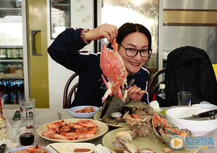 惠英红生活照 惠英红高清写真_惠英红高清剧照