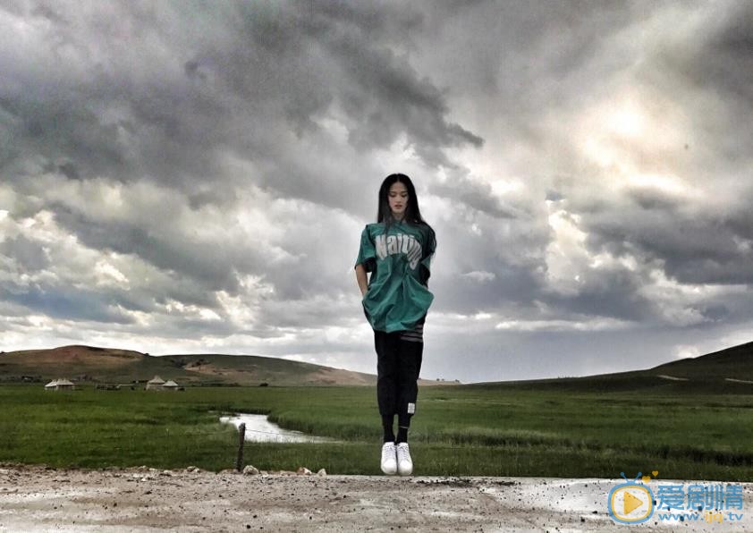 骆文博幕后练舞照 骆文博高清写真_骆文博高清剧照
