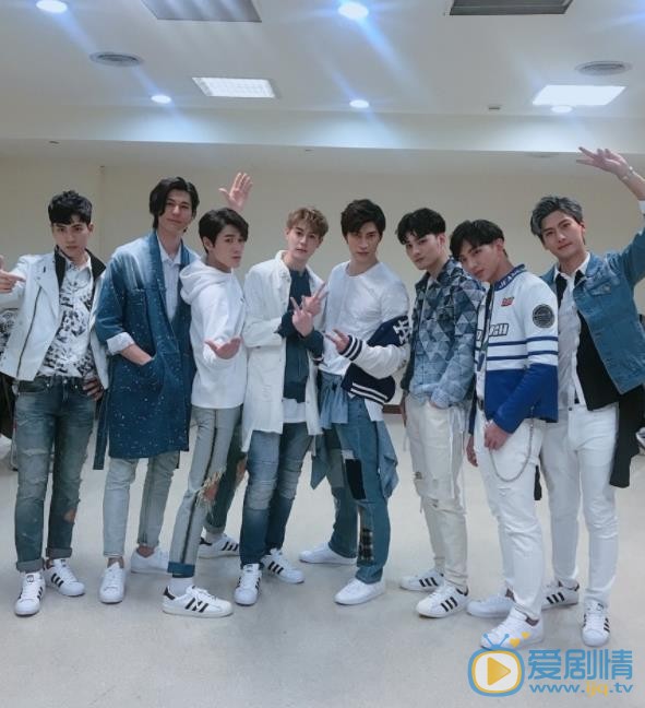 陈向熙与他人合照 陈向熙高清写真_陈向熙高清剧照