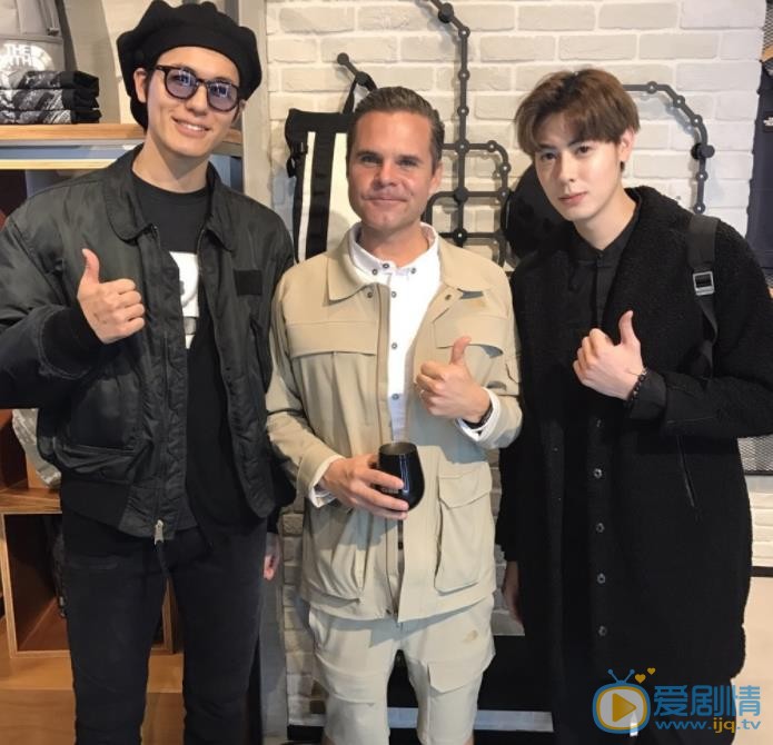 陈向熙与他人合照 陈向熙高清写真_陈向熙高清剧照