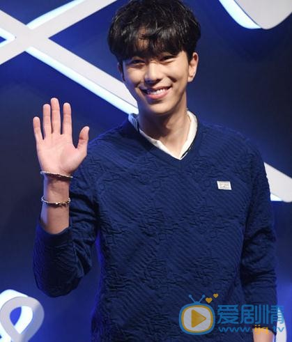 尹贤敏活动照 尹贤敏高清写真_尹贤敏高清剧照