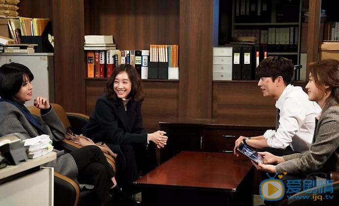 尹贤敏《魔女的法庭》剧照 尹贤敏高清写真_尹贤敏高清剧照