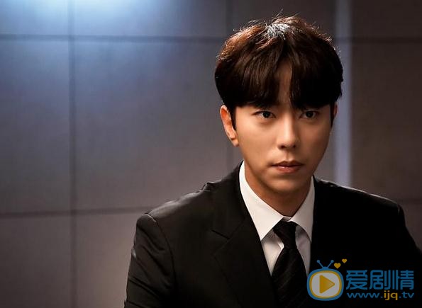 尹贤敏《魔女的法庭》剧照 尹贤敏高清写真_尹贤敏高清剧照