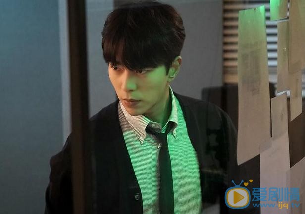 尹贤敏《魔女的法庭》剧照 尹贤敏高清写真_尹贤敏高清剧照