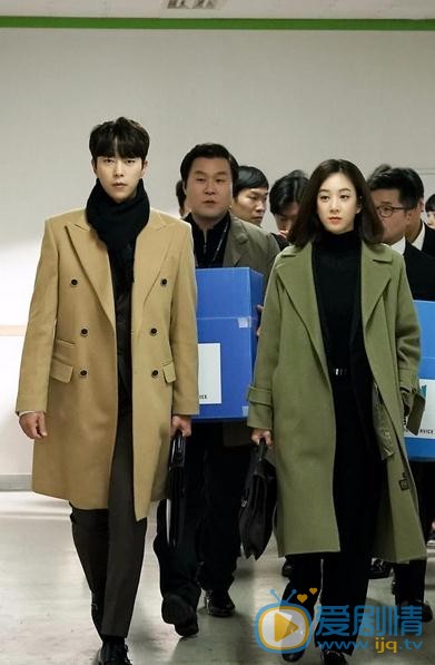 尹贤敏《魔女的法庭》剧照 尹贤敏高清写真_尹贤敏高清剧照