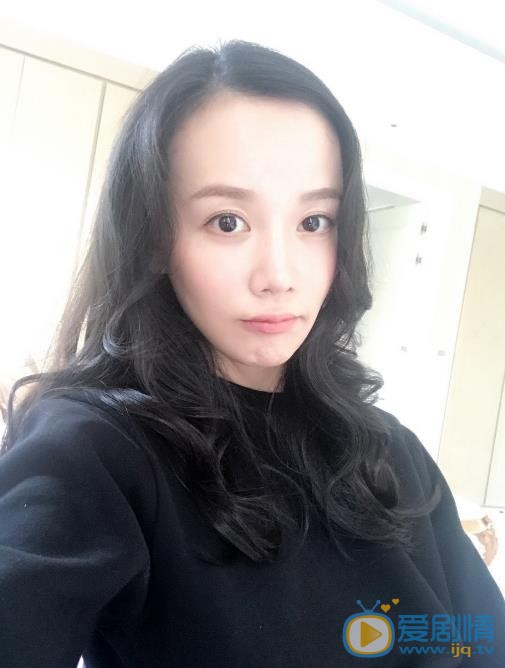 唐于鸿生活照 唐于鸿高清写真_唐于鸿高清剧照