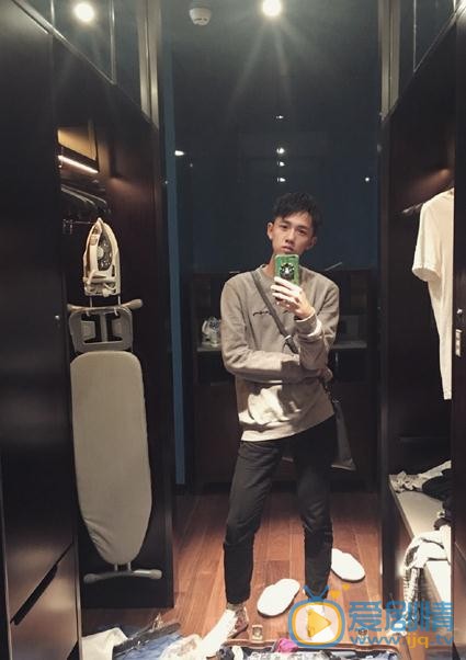 张耀生活照 张耀高清写真_张耀高清剧照