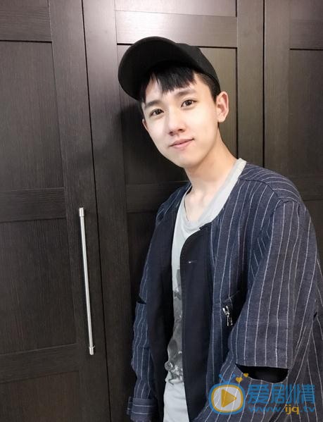 张耀生活照 张耀高清写真_张耀高清剧照