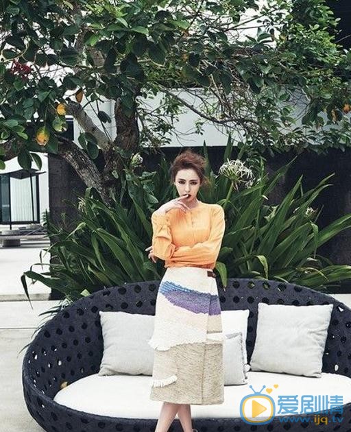 李多喜杂志写真 李多喜高清写真_李多喜高清剧照