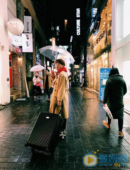 邬俊楠街拍写真 邬俊楠高清写真_邬俊楠高清剧照