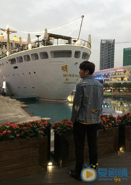 邬俊楠生活照 邬俊楠高清写真_邬俊楠高清剧照
