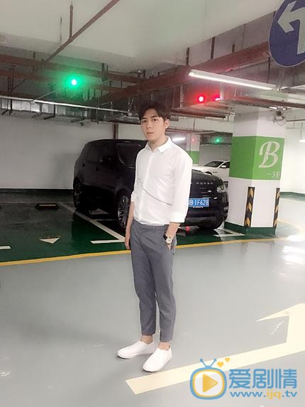 邬俊楠生活照 邬俊楠高清写真_邬俊楠高清剧照