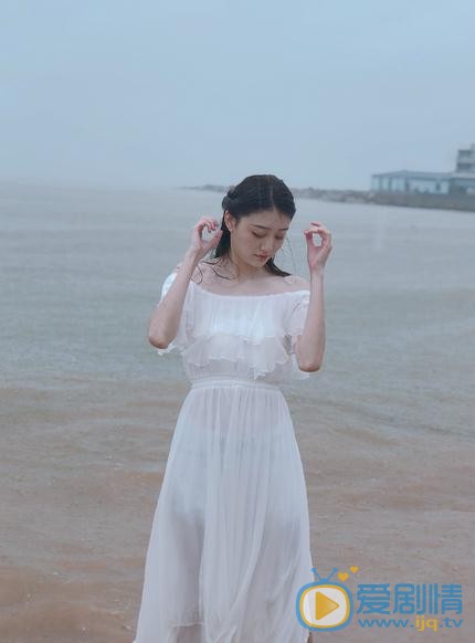 李嘉慧清新写着 李嘉慧高清写真_李嘉慧高清剧照