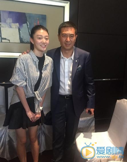 李嘉慧与人合照 李嘉慧高清写真_李嘉慧高清剧照