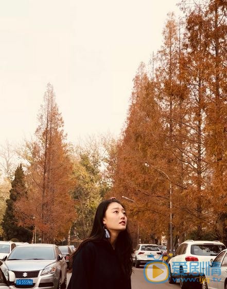 李嘉慧秋色写真 李嘉慧高清写真_李嘉慧高清剧照