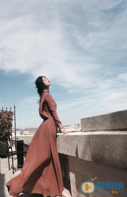 田海蓉靓丽街拍 田海蓉高清写真_田海蓉高清剧照