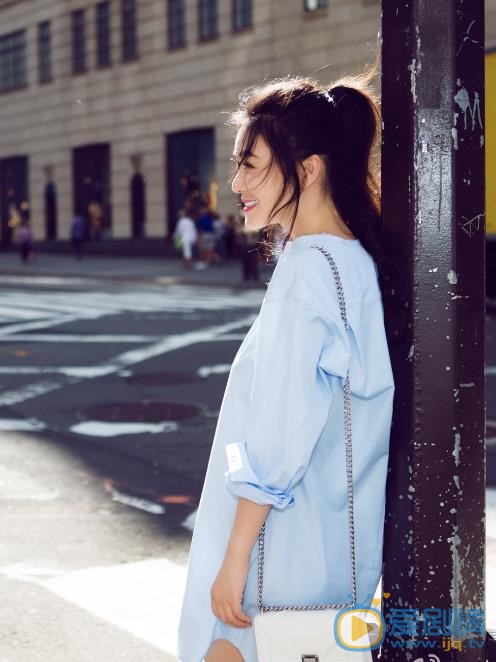 田海蓉靓丽街拍 田海蓉高清写真_田海蓉高清剧照