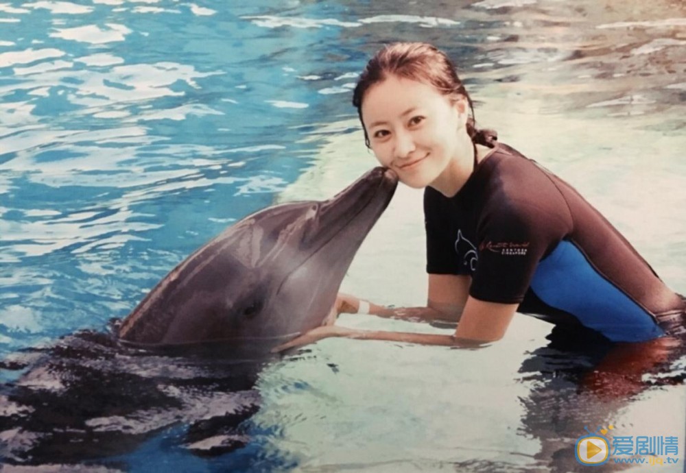 黄莞乔泳装照 黄莞乔高清写真_黄莞乔高清剧照