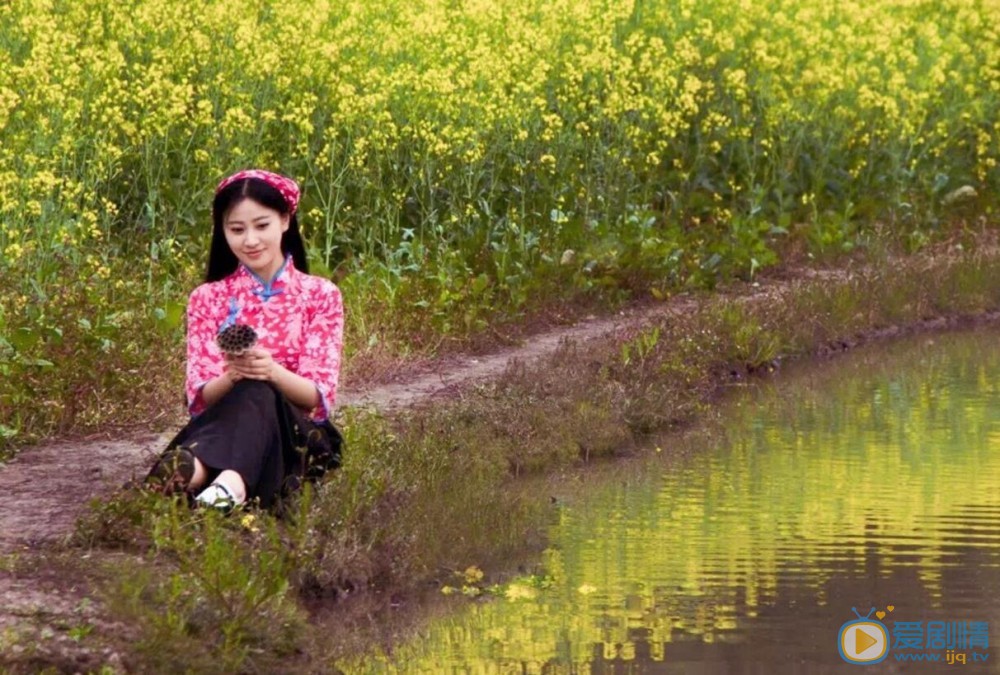 黄莞乔户外写真 黄莞乔高清写真_黄莞乔高清剧照