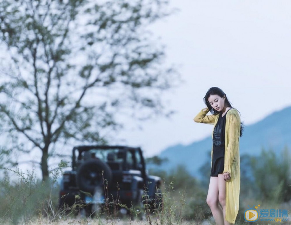 黄莞乔户外写真 黄莞乔高清写真_黄莞乔高清剧照