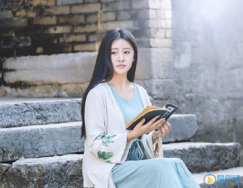 黄莞乔户外写真 黄莞乔高清写真_黄莞乔高清剧照