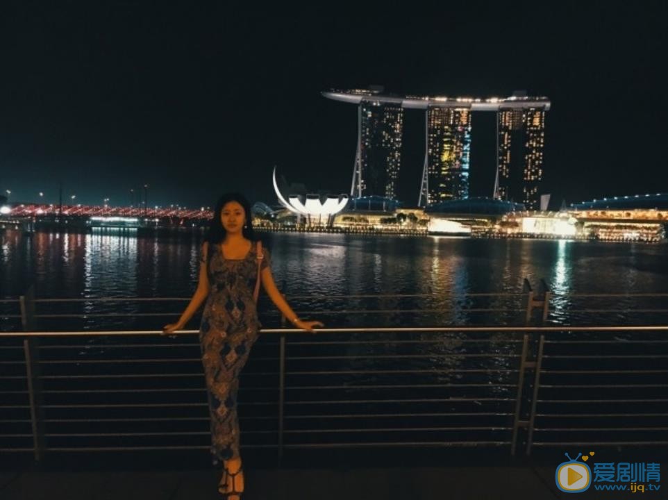 黄莞乔街拍照 黄莞乔高清写真_黄莞乔高清剧照