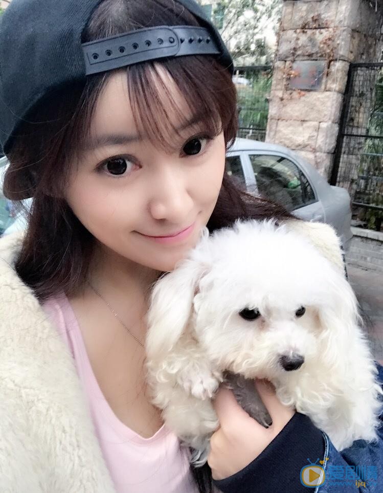 黄莞乔生活照 黄莞乔高清写真_黄莞乔高清剧照