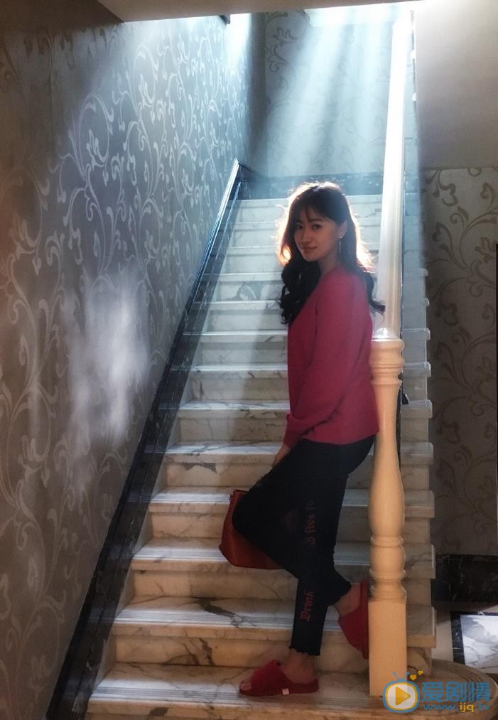黄莞乔生活照 黄莞乔高清写真_黄莞乔高清剧照