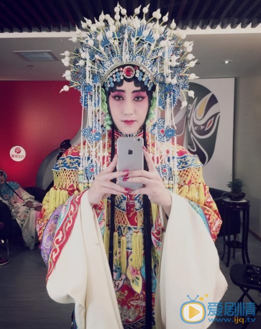 赵泳鑫京剧装扮照 赵泳鑫高清写真_赵泳鑫高清剧照