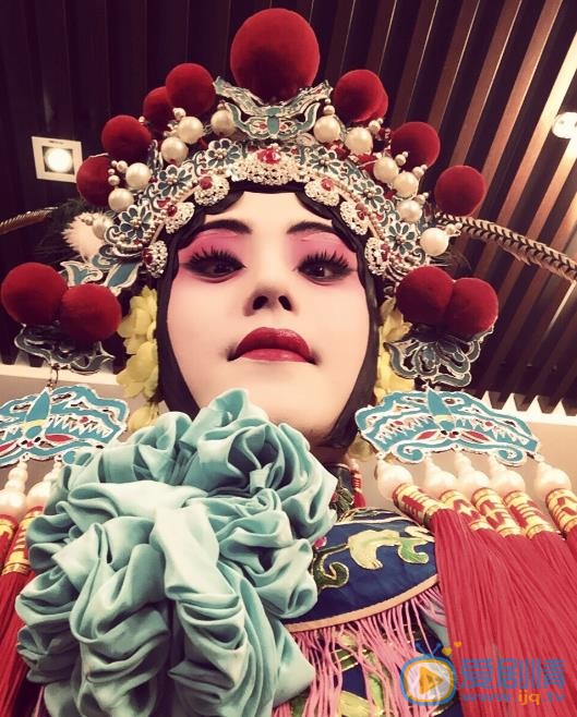 赵泳鑫京剧装扮照 赵泳鑫高清写真_赵泳鑫高清剧照