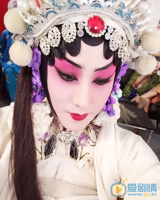 赵泳鑫京剧装扮照 赵泳鑫高清写真_赵泳鑫高清剧照