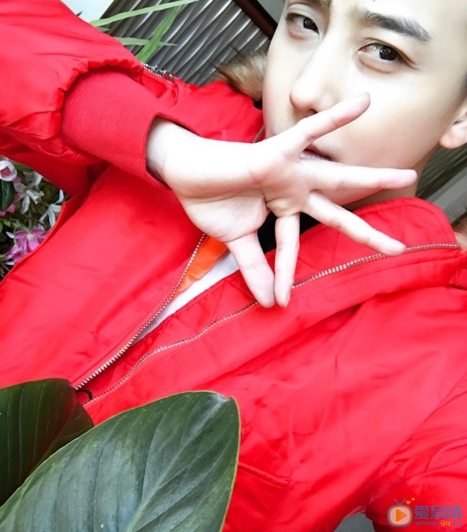 赵泳鑫自拍照 赵泳鑫高清写真_赵泳鑫高清剧照