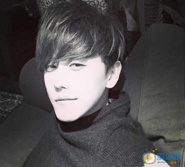 赵泳鑫自拍照 赵泳鑫高清写真_赵泳鑫高清剧照