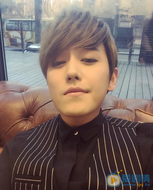 赵泳鑫自拍照 赵泳鑫高清写真_赵泳鑫高清剧照