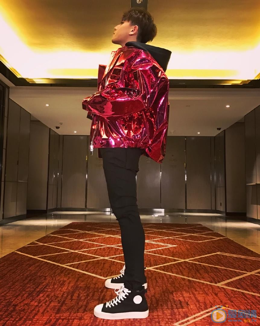 赵泳鑫生活照 赵泳鑫高清写真_赵泳鑫高清剧照