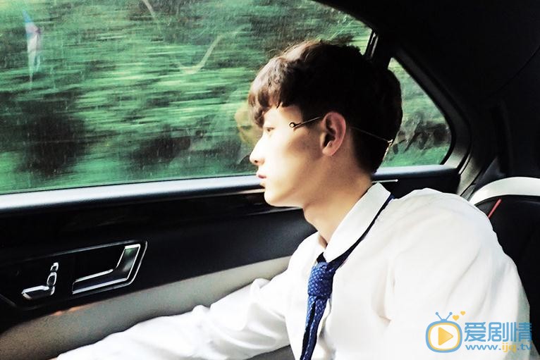 陈鹤一可爱写真 陈鹤一高清写真_陈鹤一高清剧照